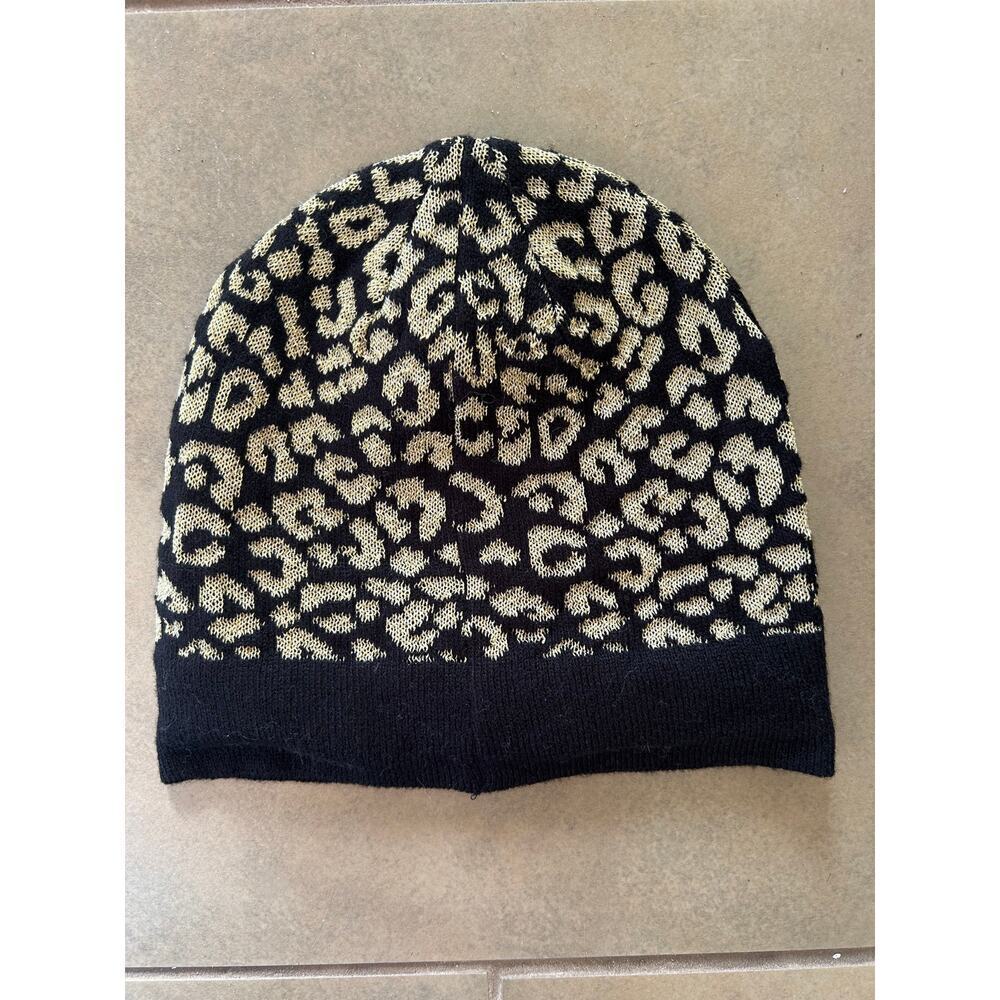 Michael Kors‎ Metallic Leporad Beanie in Black and Gold - Picture 2 of 6